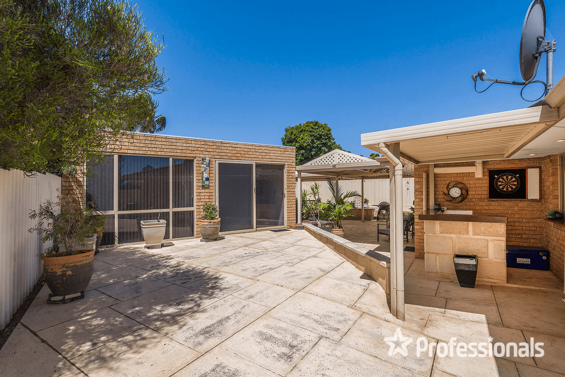 4 Willesden Avenue, KINGSLEY, WA 6026