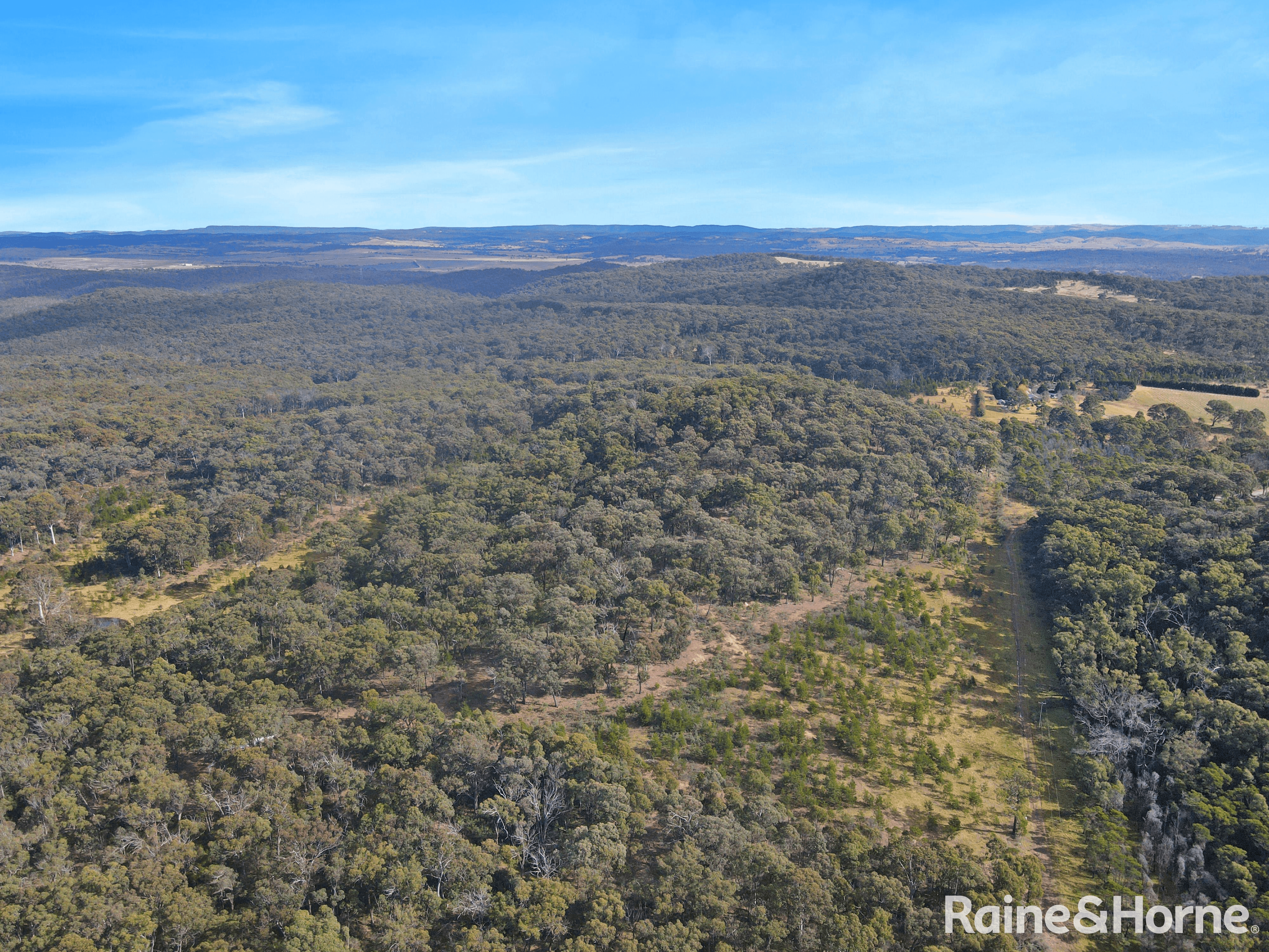 'Wollandi' Hawkshill Road, CANYONLEIGH, NSW 2577