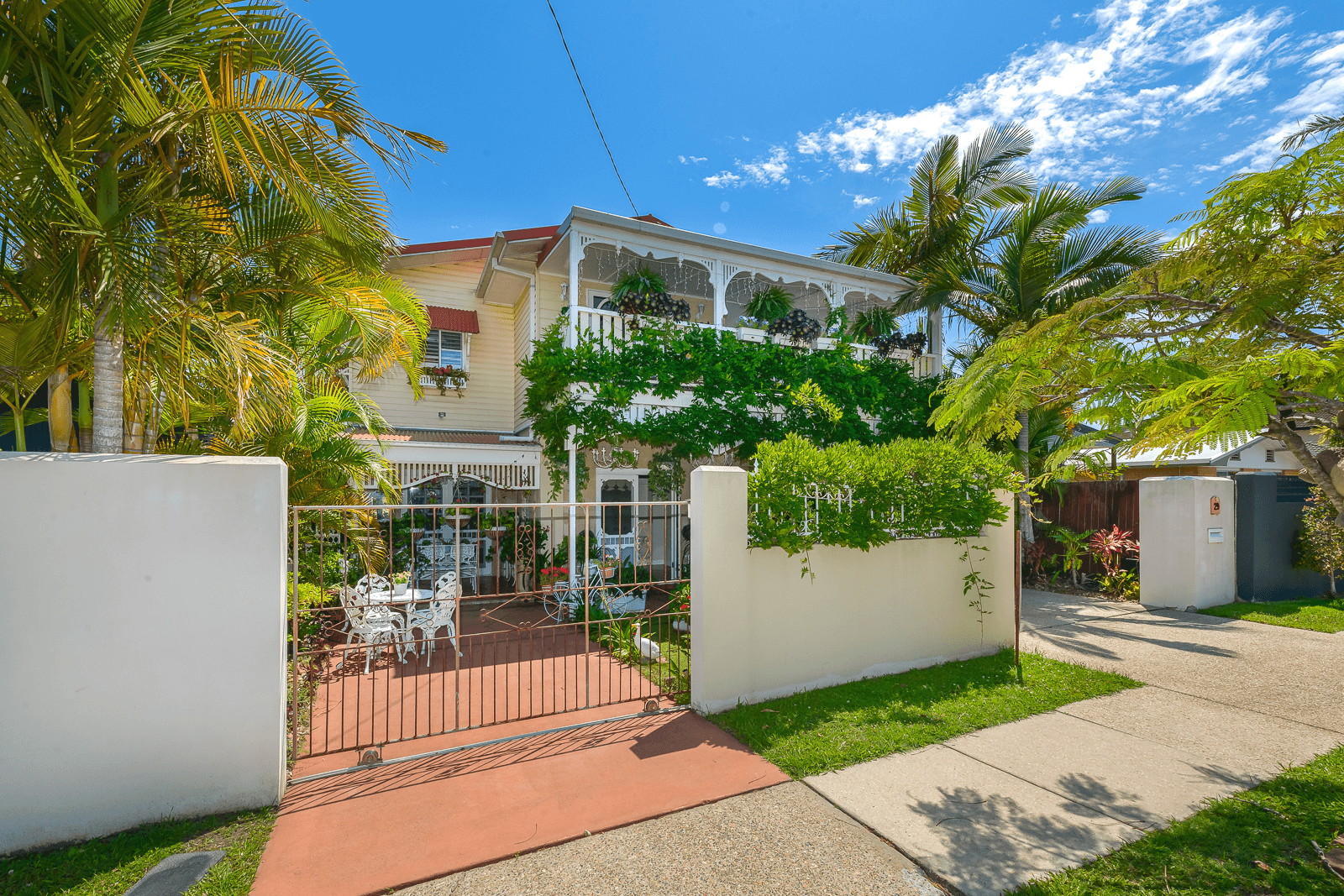 29 Fisher Avenue, SOUTHPORT, QLD 4215