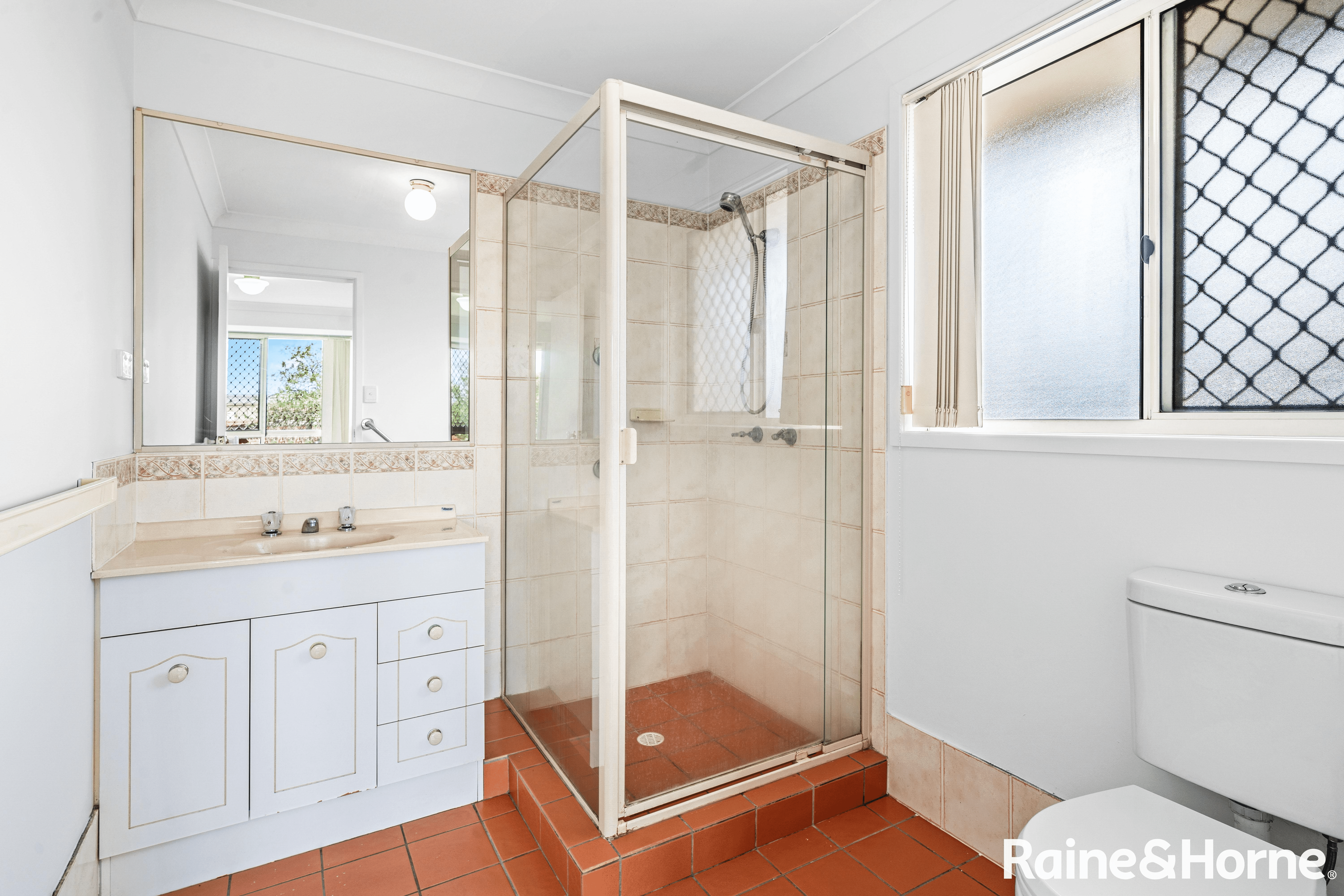 12 Sunningdale Street, OXLEY, QLD 4075