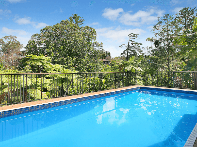 52 Sugarloaf Crescent, Castlecrag, NSW 2068