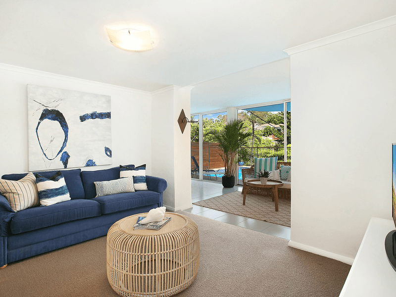 52 Sugarloaf Crescent, Castlecrag, NSW 2068