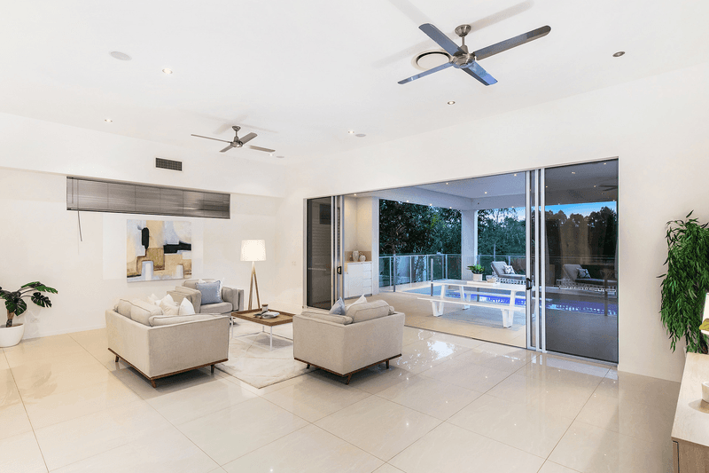 3032A The Boulevard, Benowa, QLD 4217