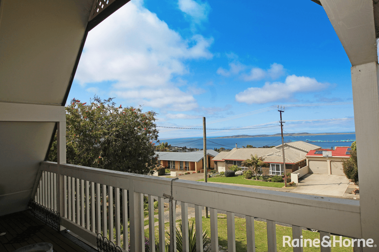 43 Hilltop Drive, PORT LINCOLN, SA 5606