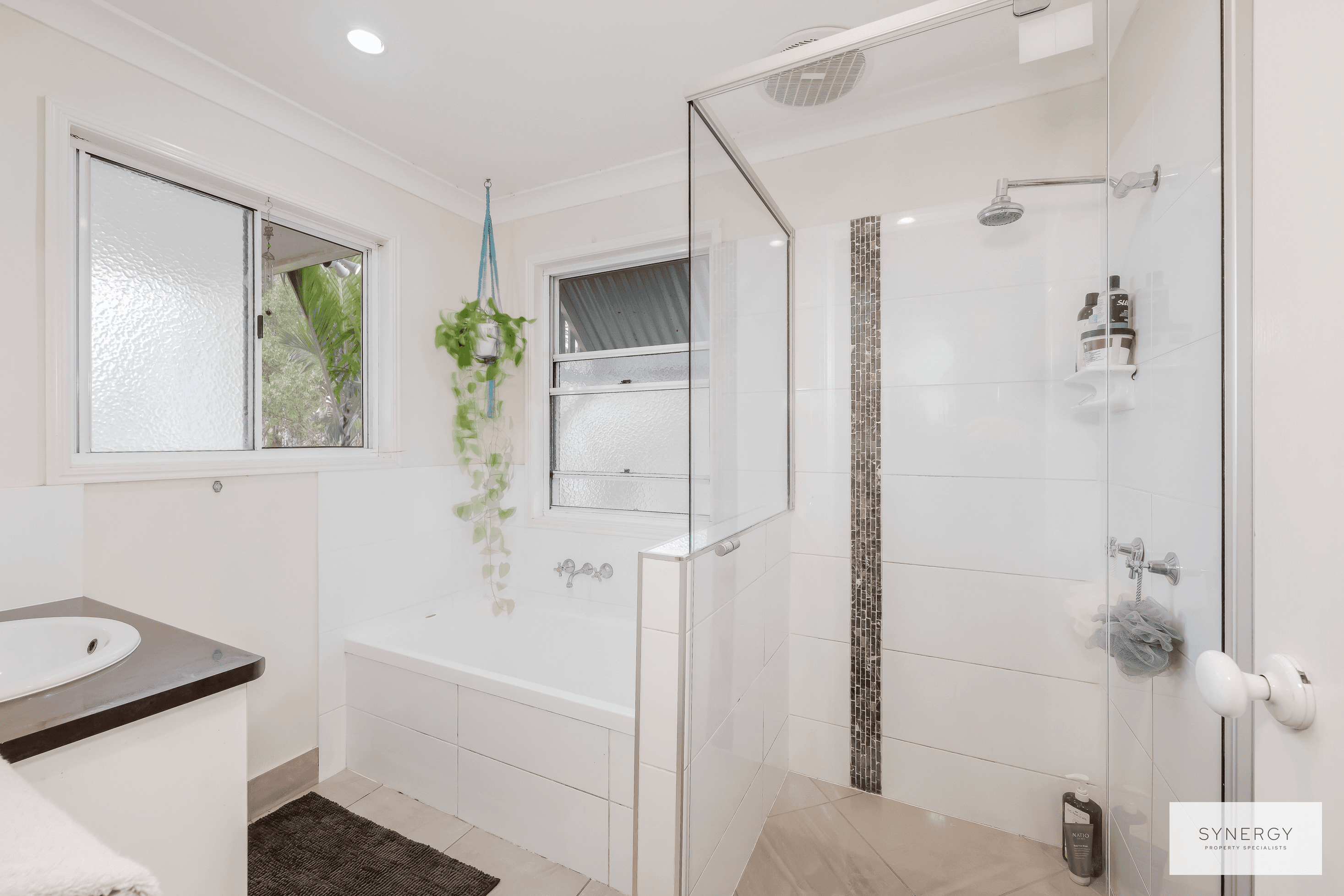 657 Pine Creek Road, PINE CREEK, QLD 4670