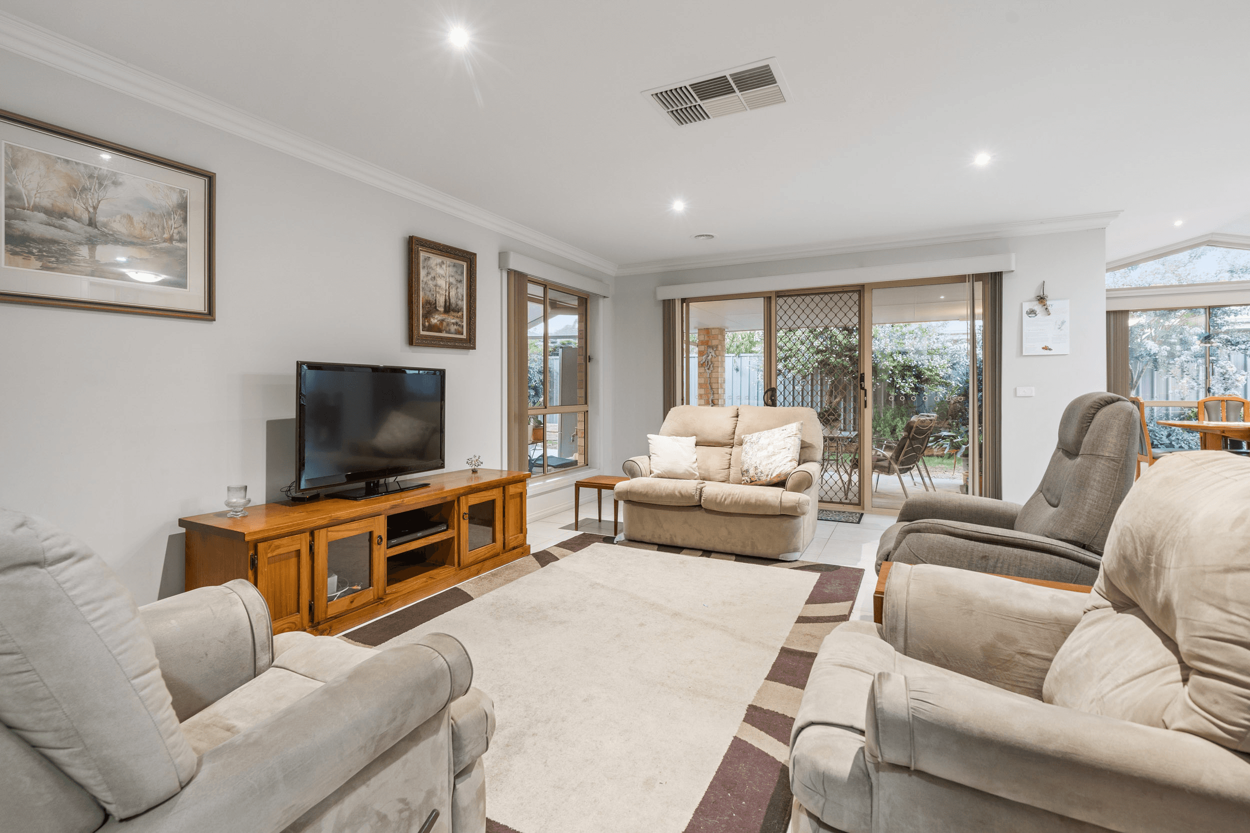 10 Bullfrog Court, THURGOONA, NSW 2640