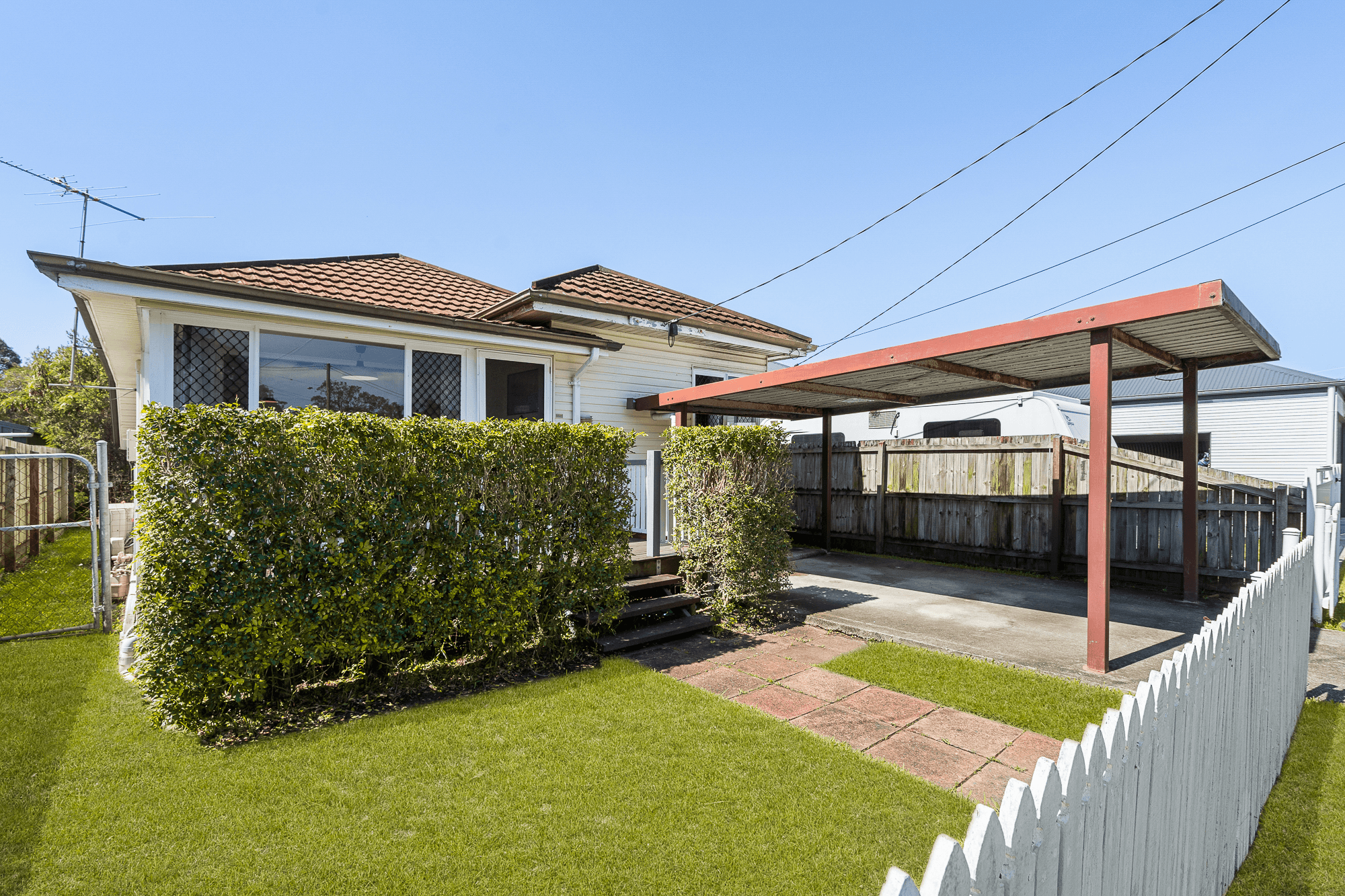 4 Seaview Street, Brighton, QLD 4017