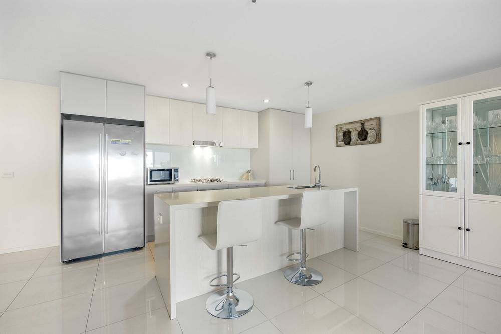 254/73 Lake Street, Caroline Springs, VIC 3023