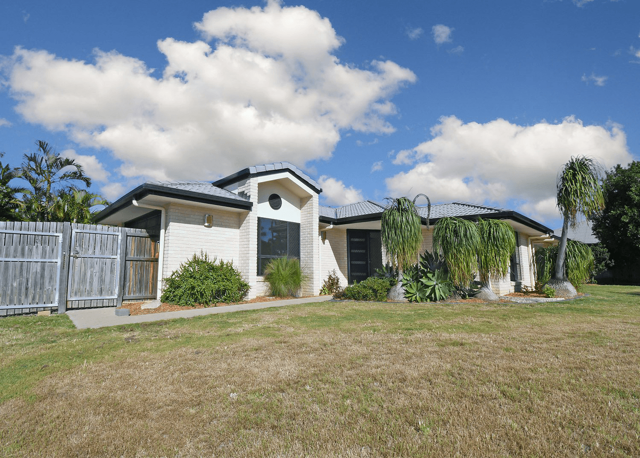 7 Whipbird Court, URANGAN, QLD 4655