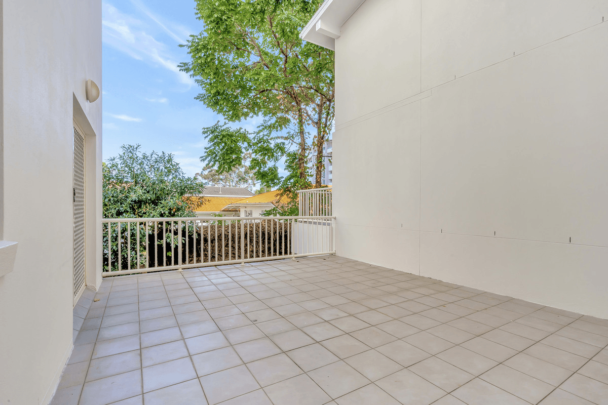 7/66 Queen Street, Southport, QLD 4215