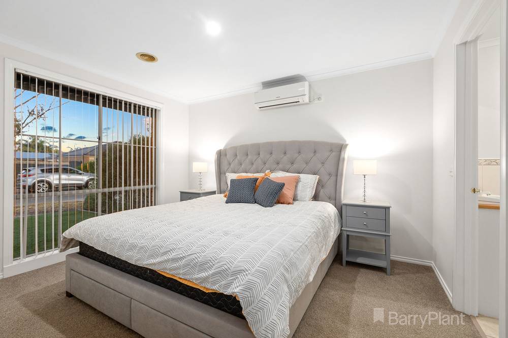 8 Mallee Circuit, Pakenham, VIC 3810