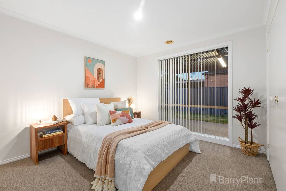 8 Mallee Circuit, Pakenham, VIC 3810