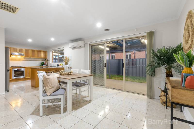 8 Mallee Circuit, Pakenham, VIC 3810