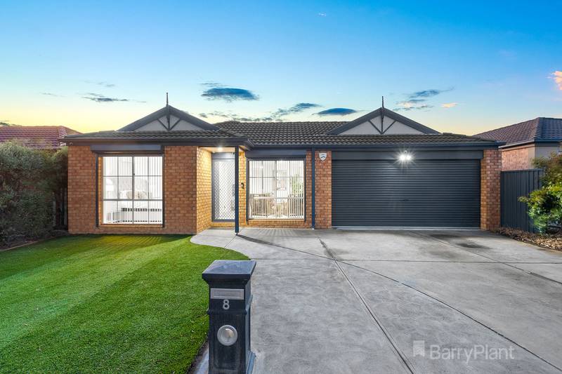 8 Mallee Circuit, Pakenham, VIC 3810