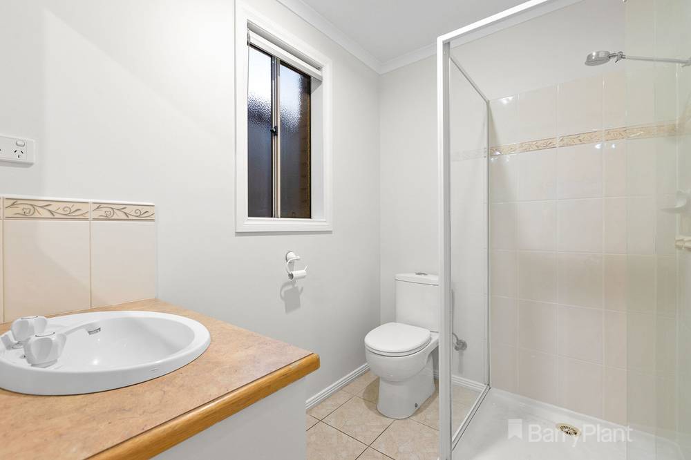 8 Mallee Circuit, Pakenham, VIC 3810