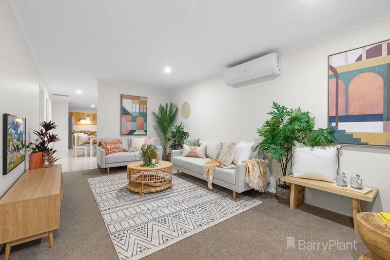 8 Mallee Circuit, Pakenham, VIC 3810