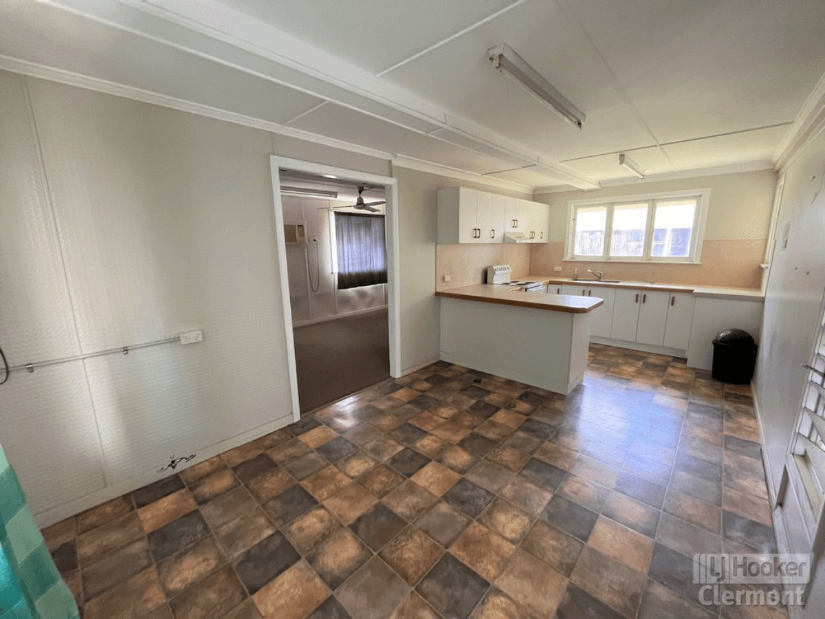 49 Jellicoe Street, CLERMONT, QLD 4721
