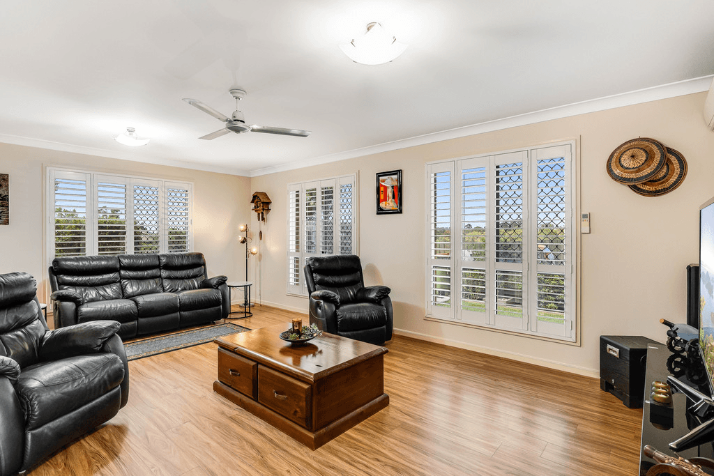 8 Fern Drive, KEARNEYS SPRING, QLD 4350