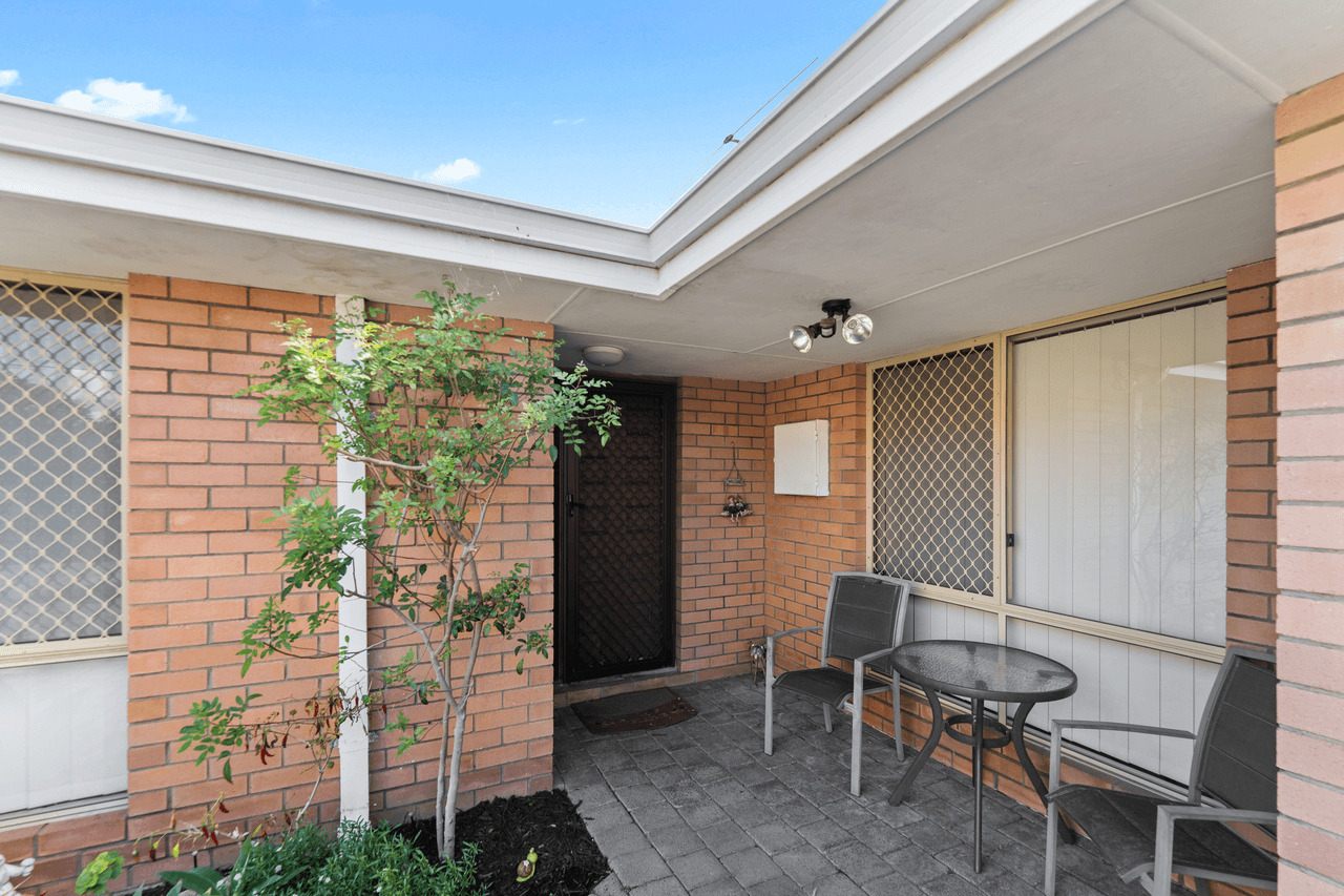 48b Regan St, ROCKINGHAM, WA 6168