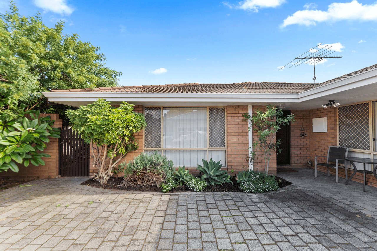 48b Regan St, ROCKINGHAM, WA 6168