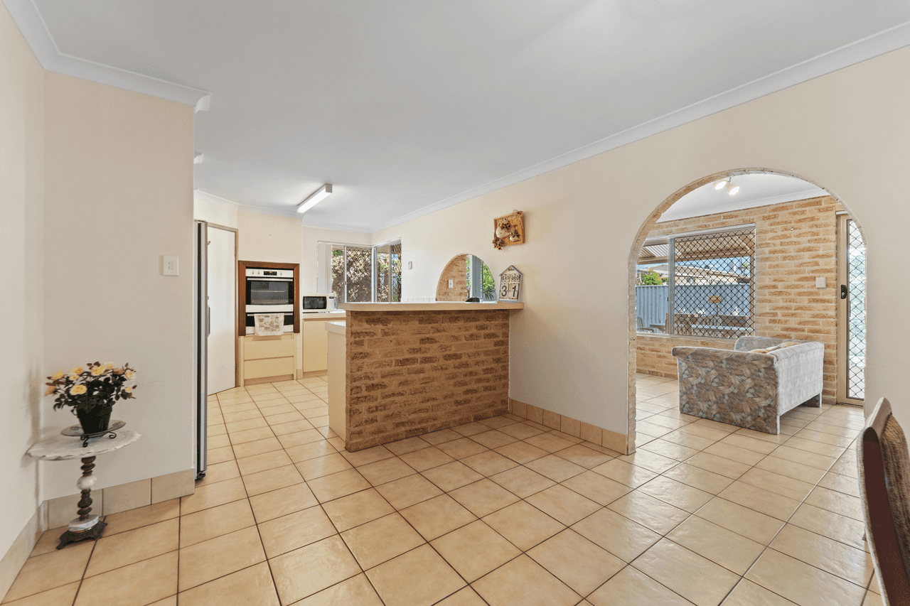 48b Regan St, ROCKINGHAM, WA 6168