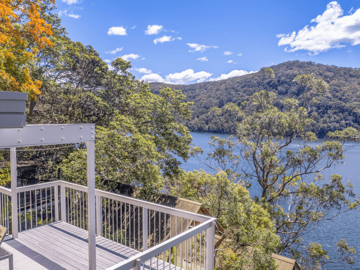 8 Cottage Point Road, COTTAGE POINT, NSW 2084