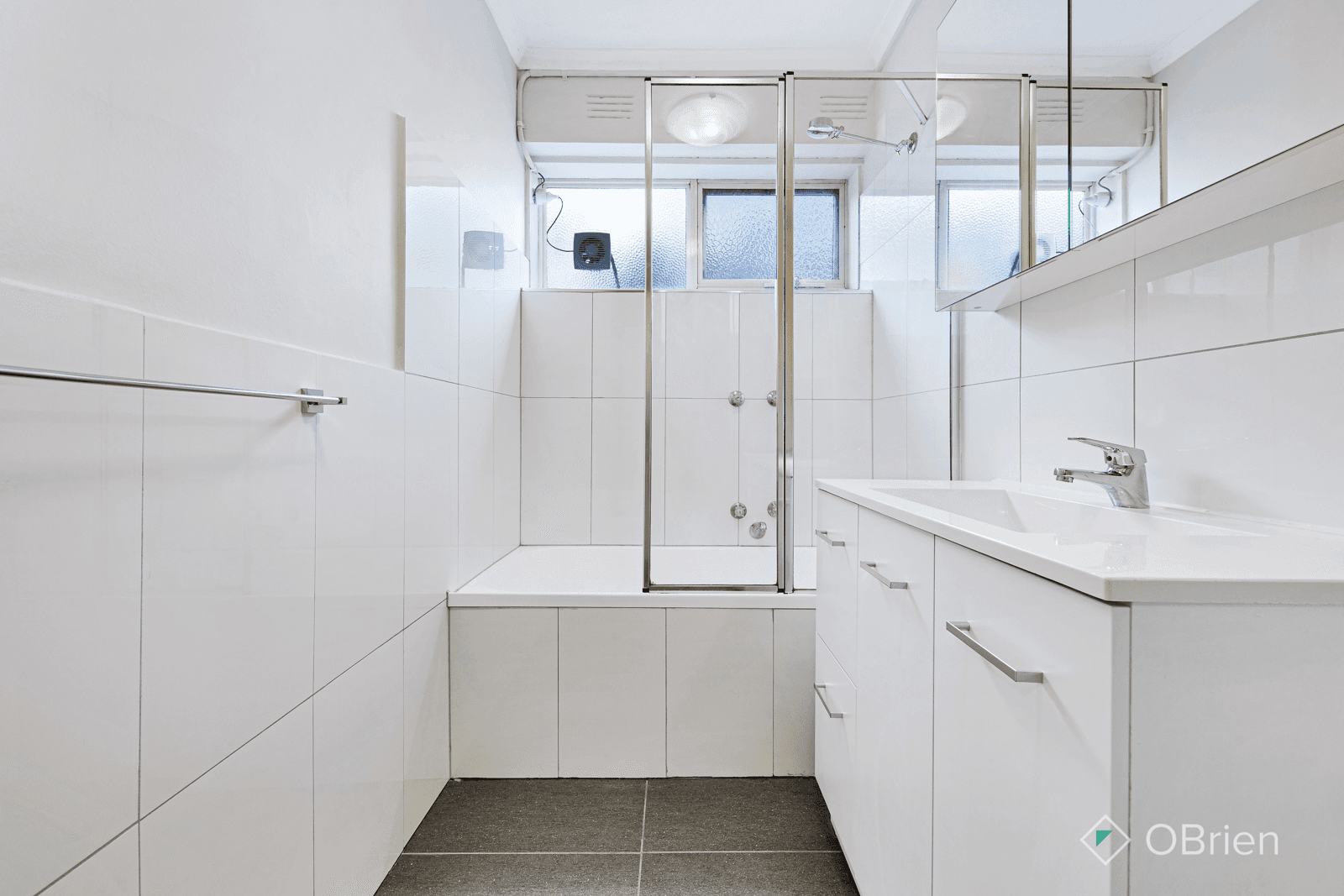 3/16-18 Close Avenue, Dandenong, VIC 3175