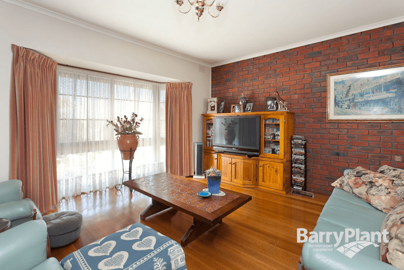 194 Outlook Drive, DANDENONG NORTH, VIC 3175