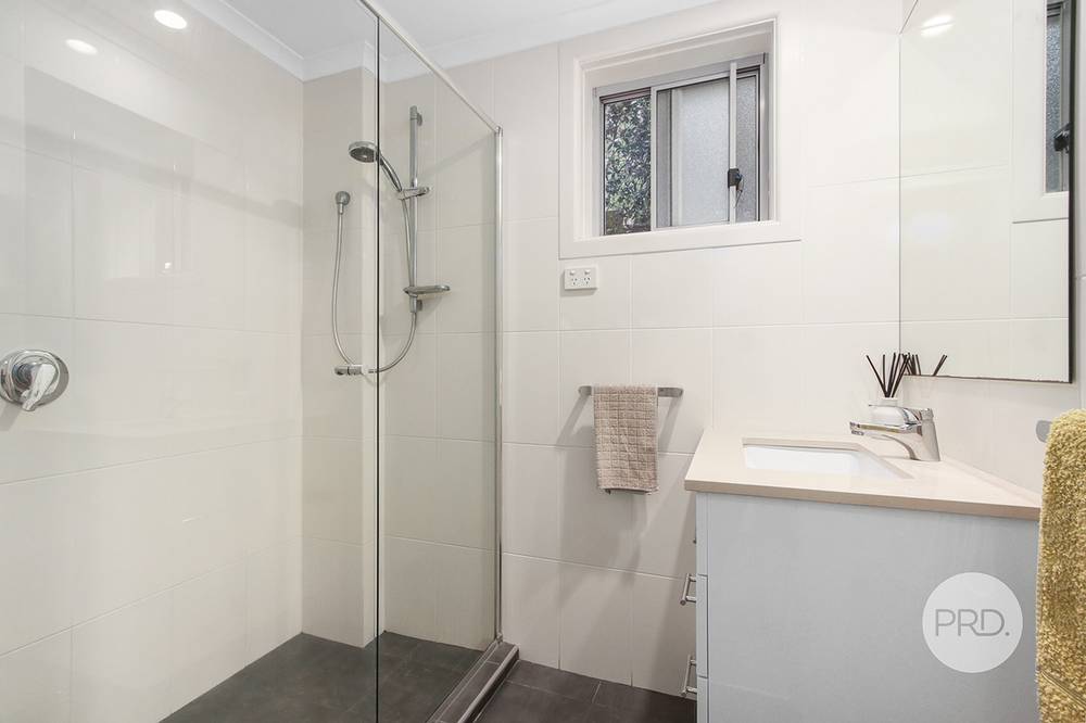 28 Jindabyne Crescent, PEAKHURST HEIGHTS, NSW 2210