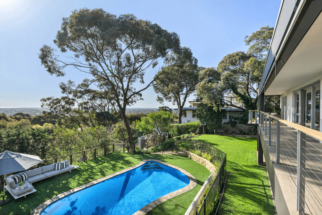 32 Seaview Road, LYNTON, SA 5062