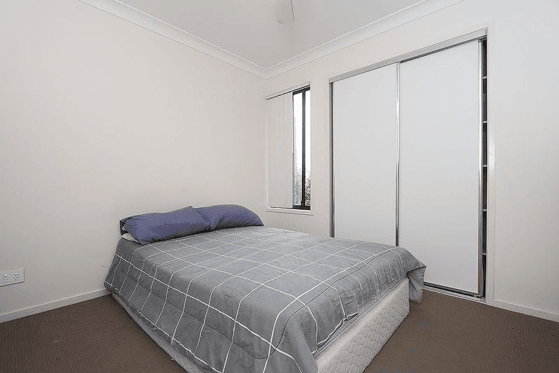 33 WOODROFFE CRESCENT, REDBANK PLAINS, QLD 4301