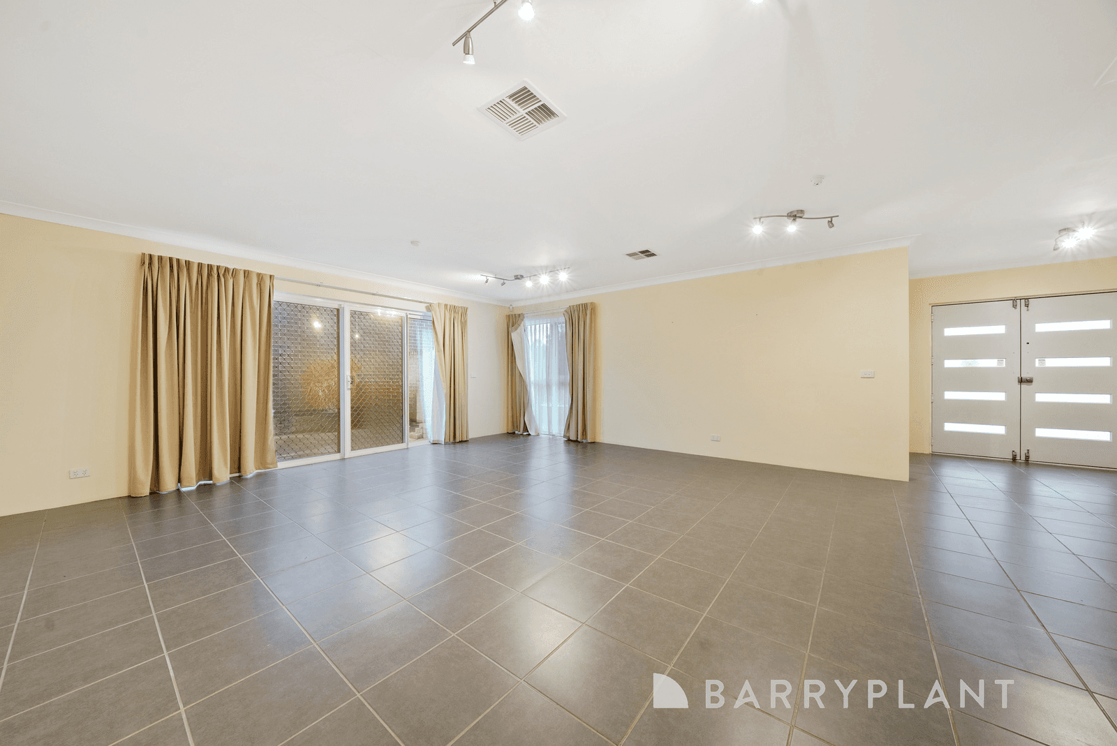 5 Melrome Court, Kurunjang, VIC 3337