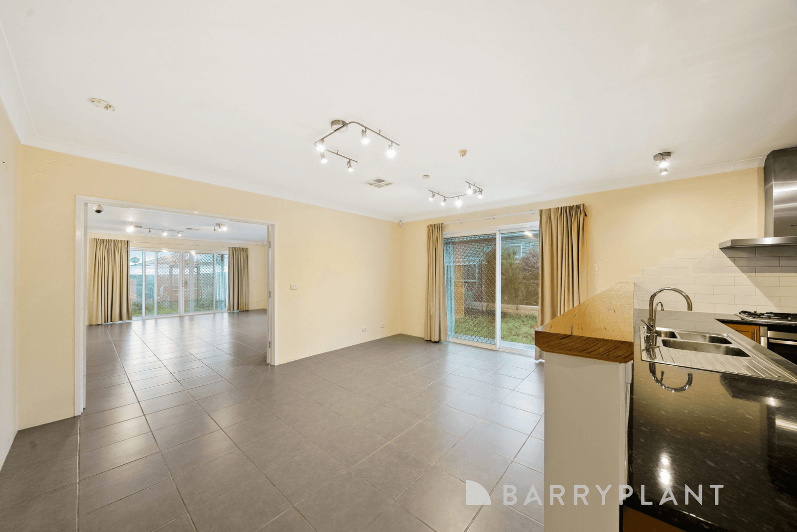 5 Melrome Court, Kurunjang, VIC 3337