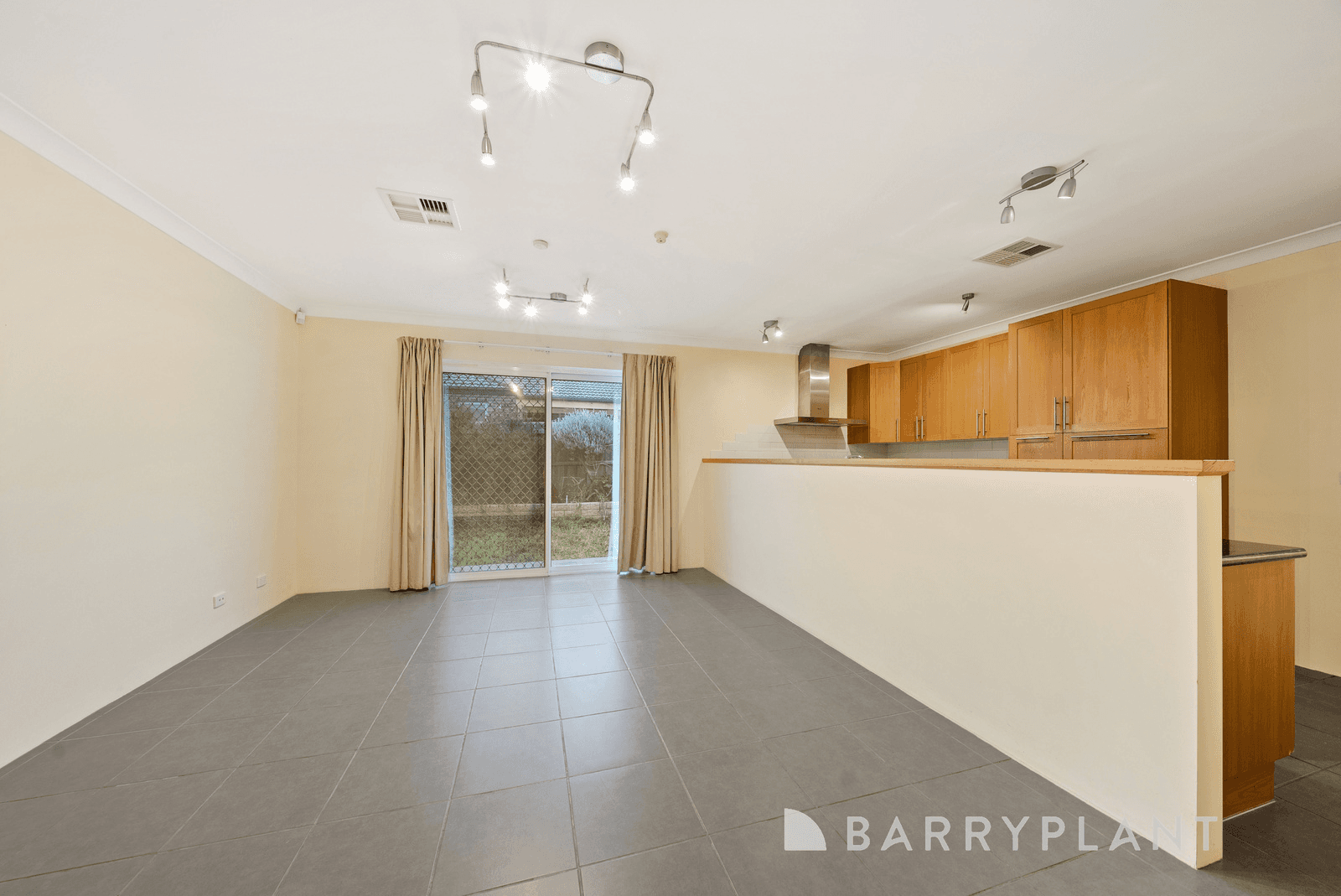 5 Melrome Court, Kurunjang, VIC 3337