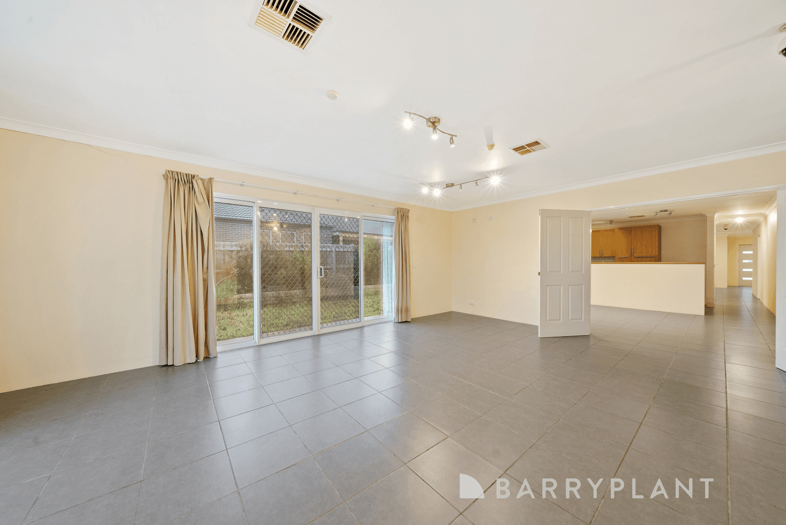 5 Melrome Court, Kurunjang, VIC 3337