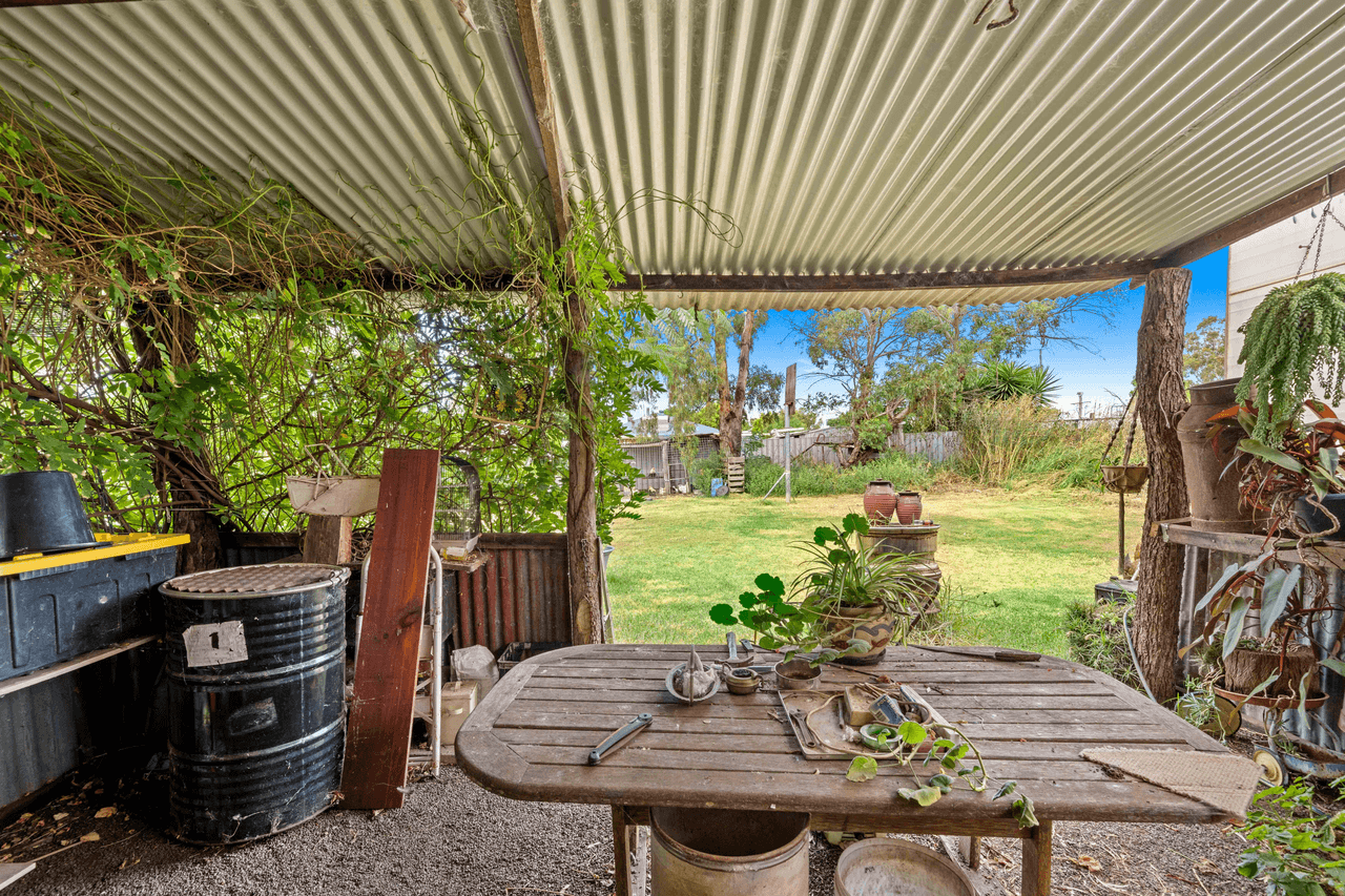 13 Rome Street, OAKEY, QLD 4401