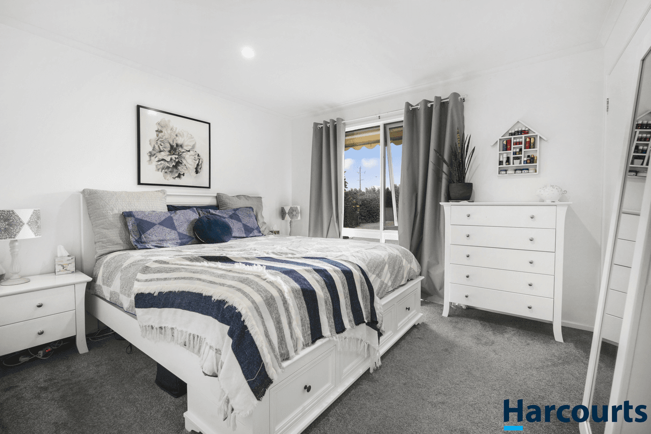 7 Glassons Road, CAMBRIAN HILL, VIC 3352