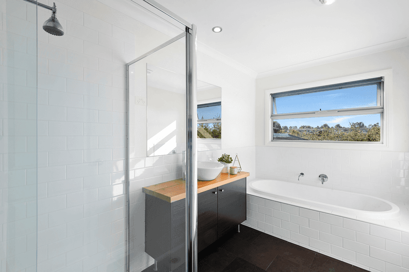 6 Dalziel Drive, MERNDA, VIC 3754