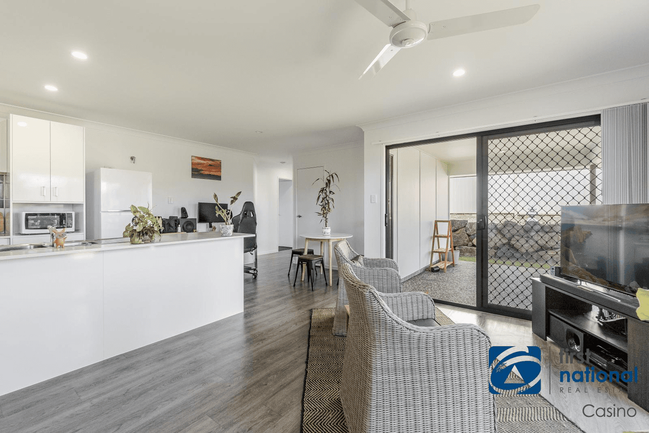 11A and B Grevillea Place, CASINO, NSW 2470