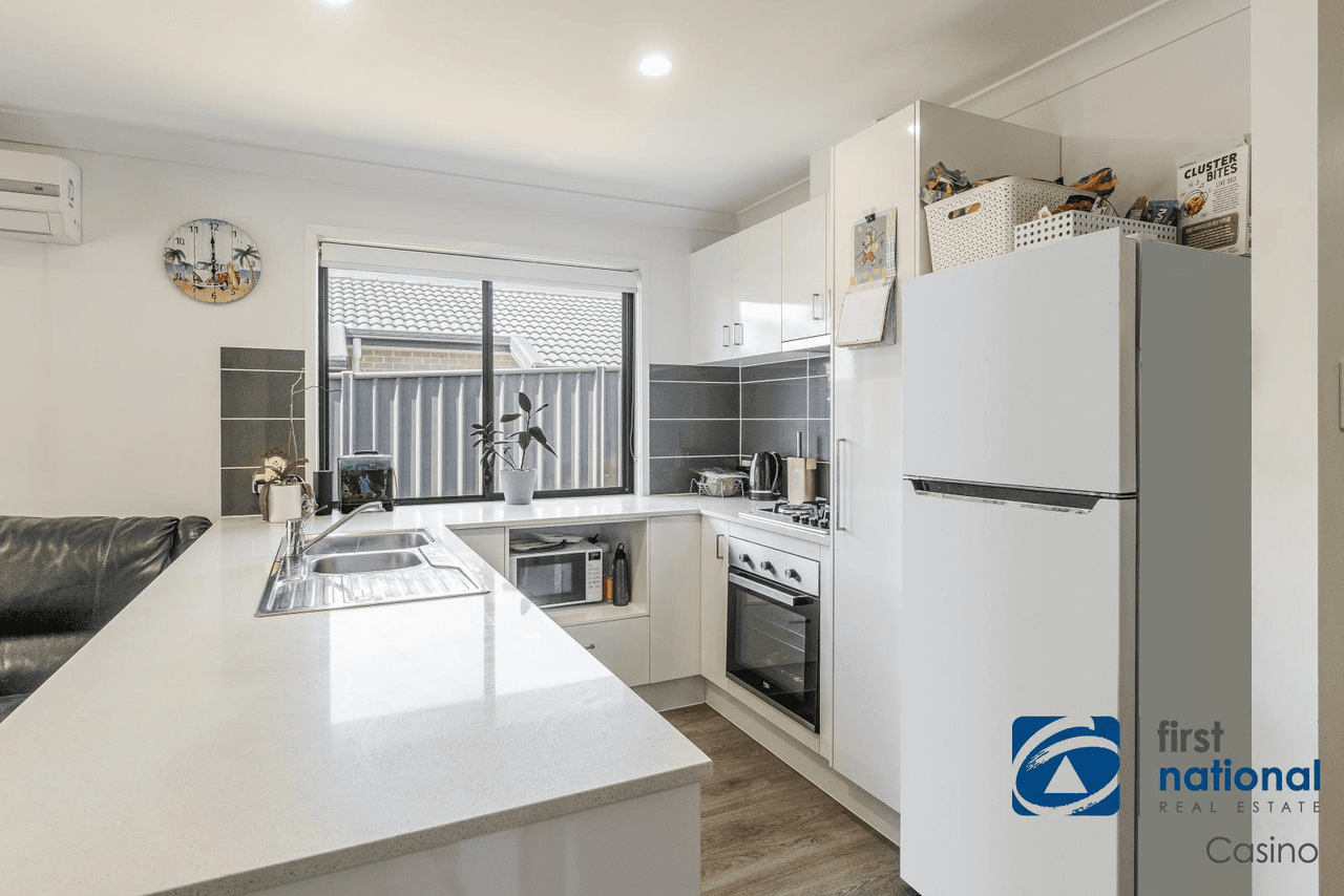 11A and B Grevillea Place, CASINO, NSW 2470