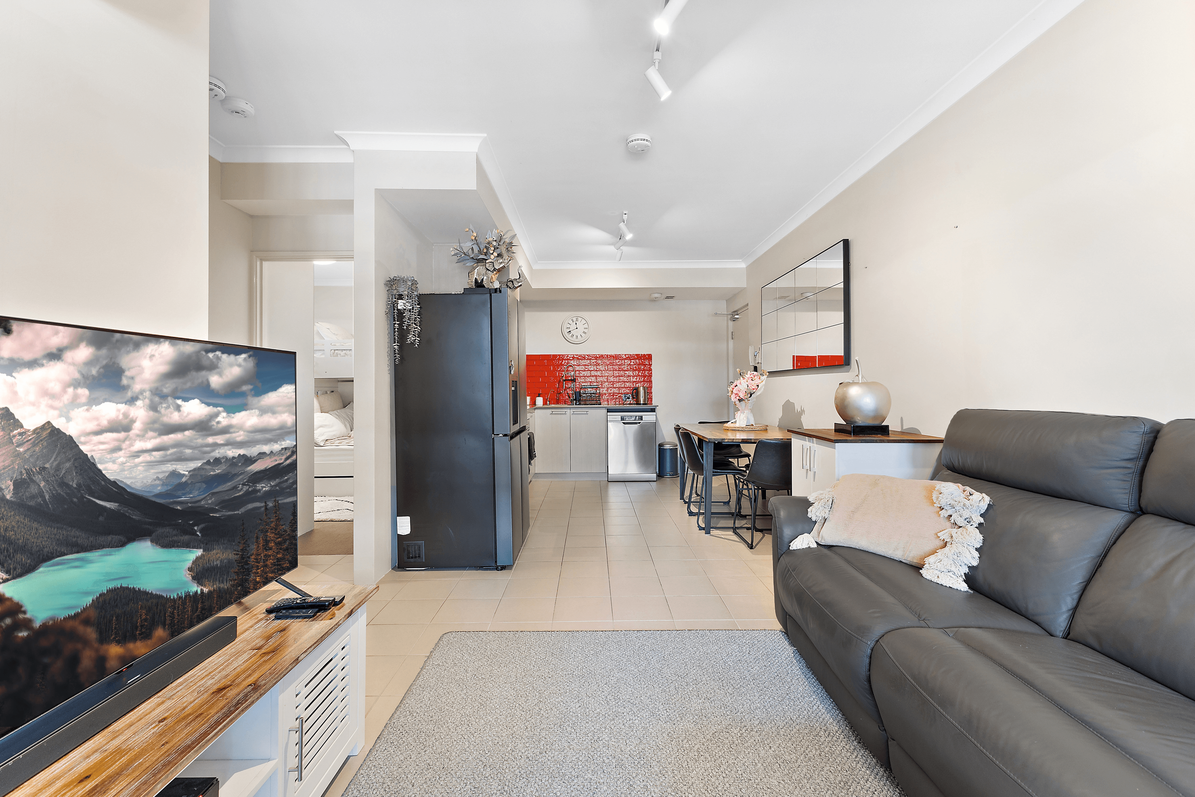 2/4 Crown Street, Rivervale, WA 6103