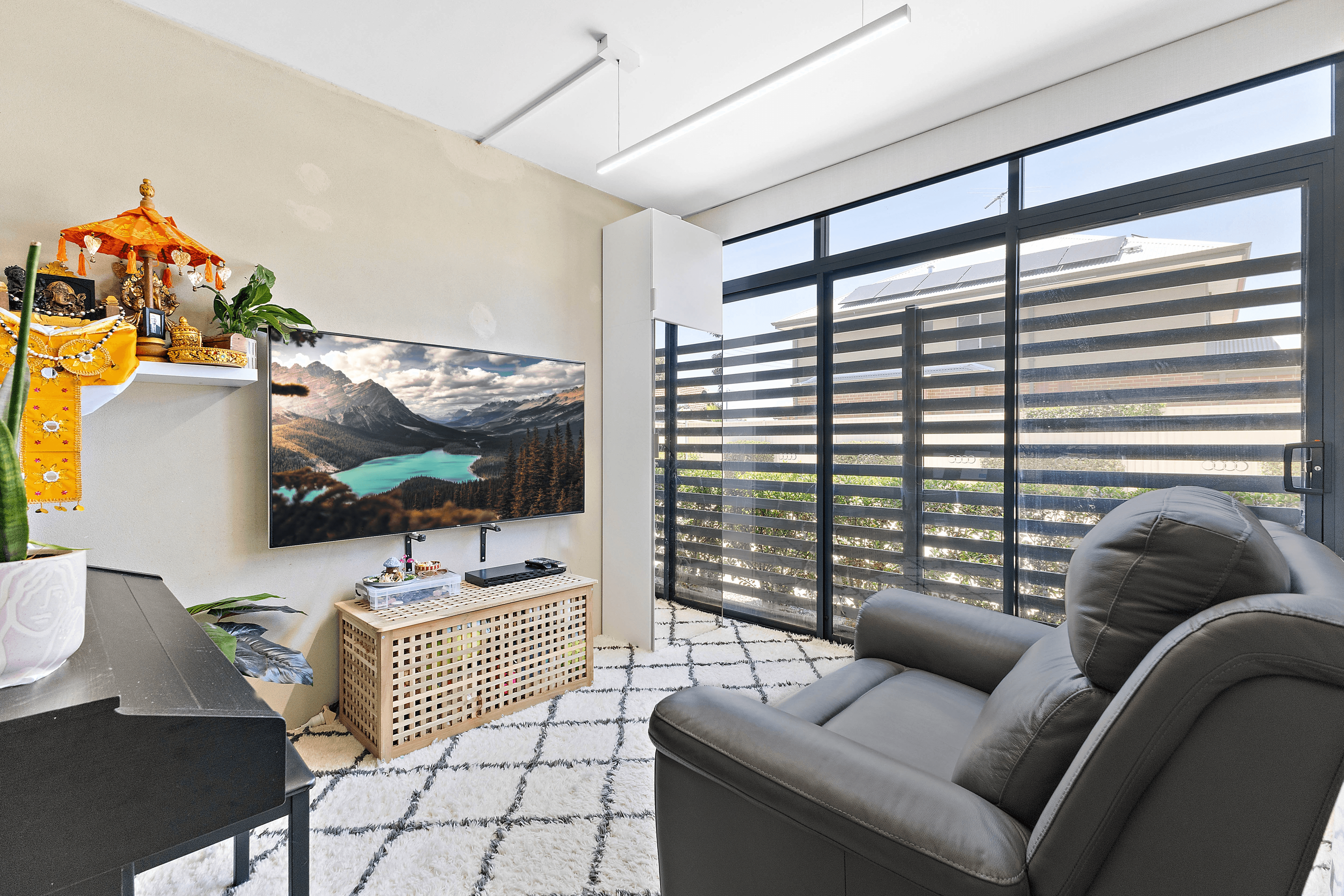 2/4 Crown Street, Rivervale, WA 6103