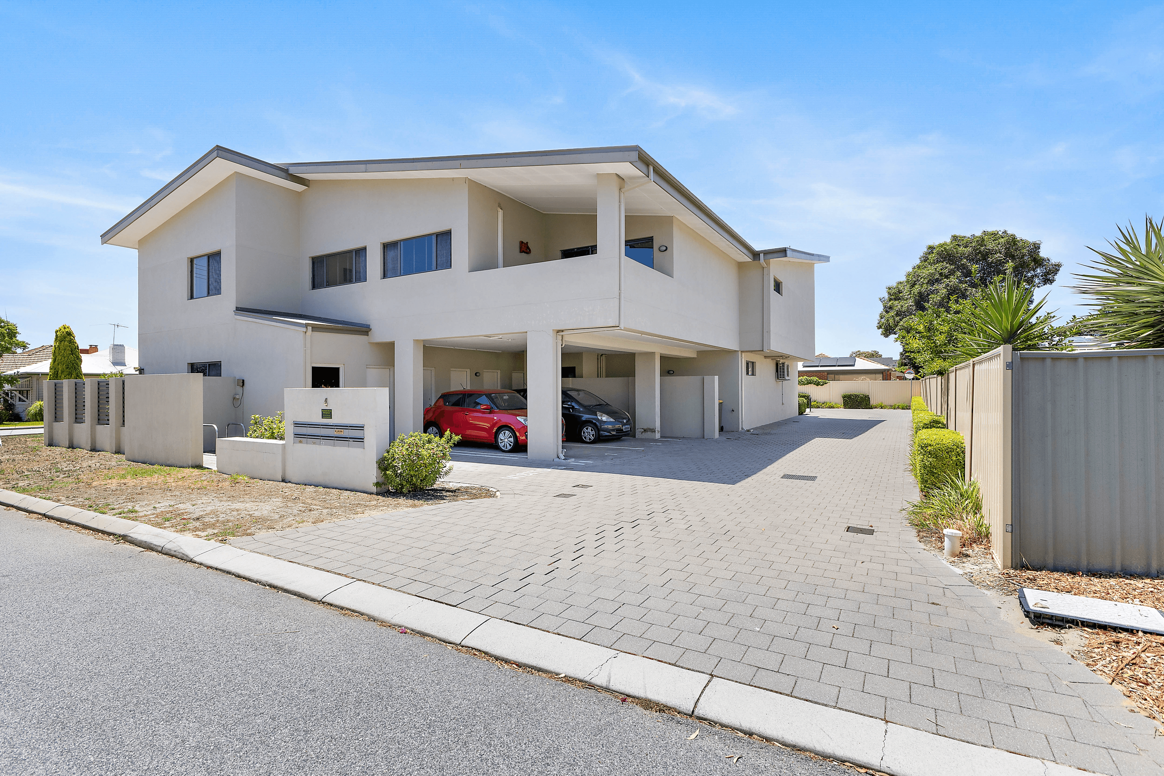 2/4 Crown Street, Rivervale, WA 6103