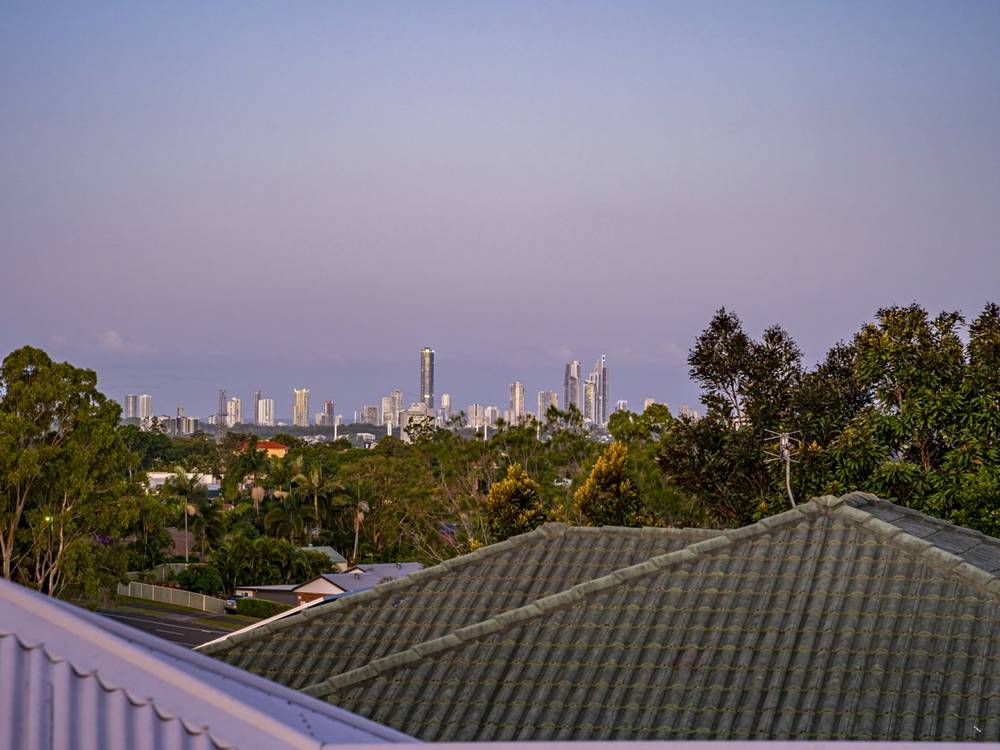 13 Tara Vista Boulevard, HIGHLAND PARK, QLD 4211