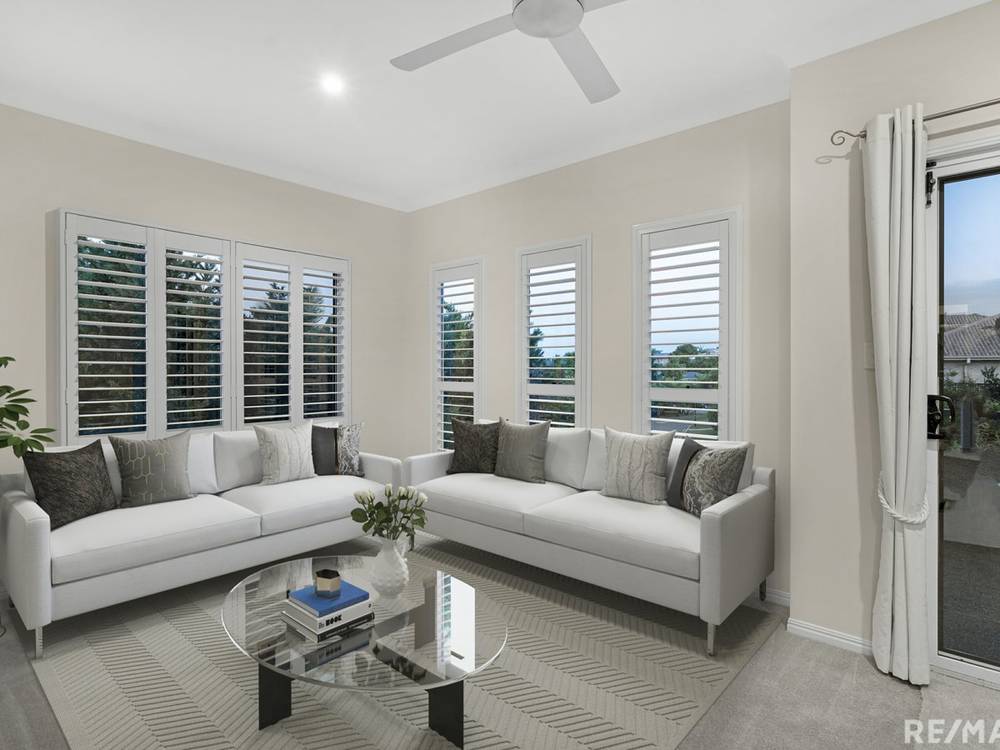 13 Tara Vista Boulevard, HIGHLAND PARK, QLD 4211