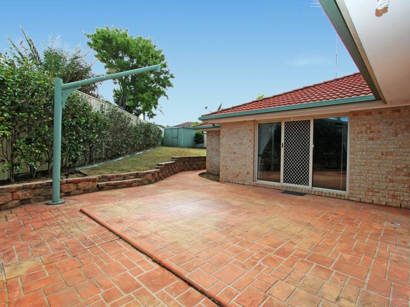 5 Dorrington Place, GLENMORE PARK, NSW 2745