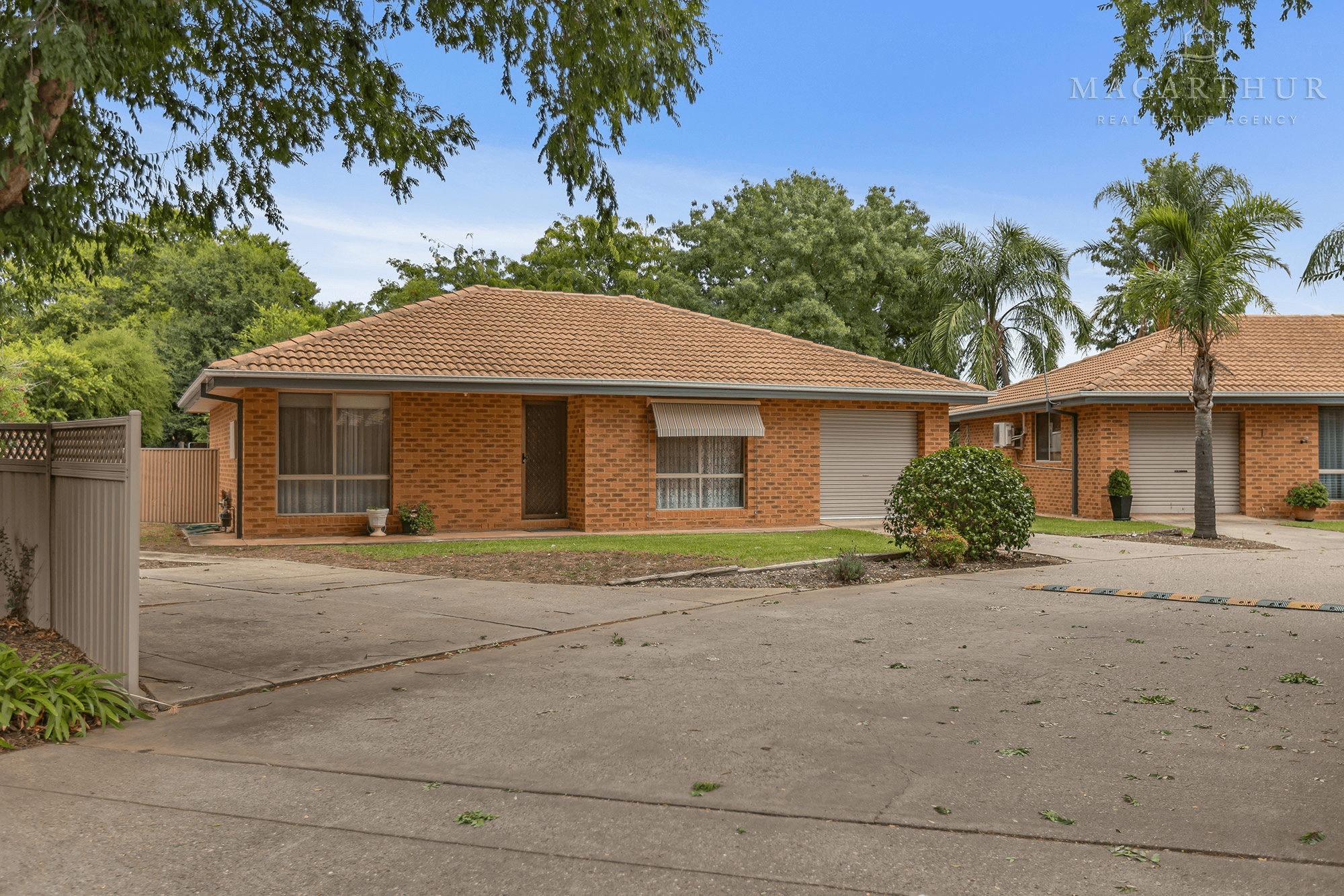 1/2 Leena Place, Wagga Wagga, NSW 2650