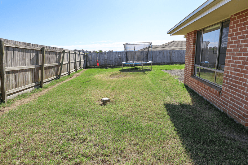 36 Peregrine Drive, LOWOOD, QLD 4311