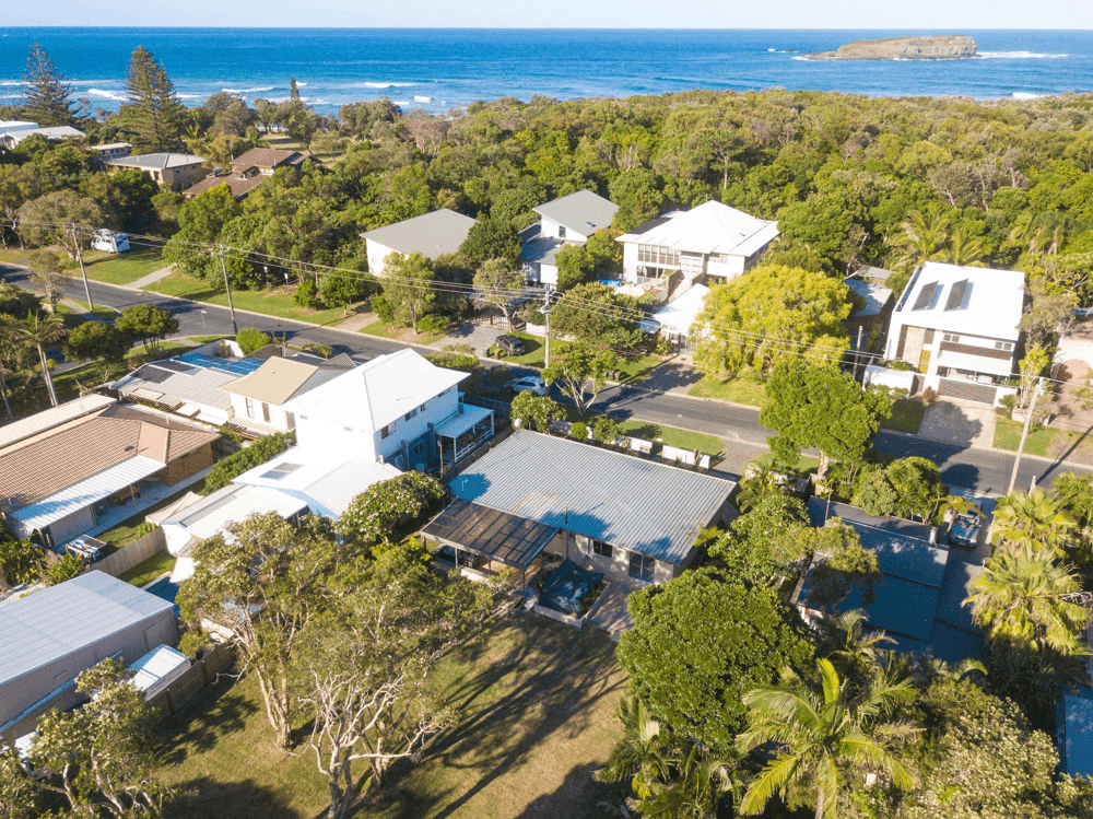 25-27 Queen Street, FINGAL HEAD, NSW 2487