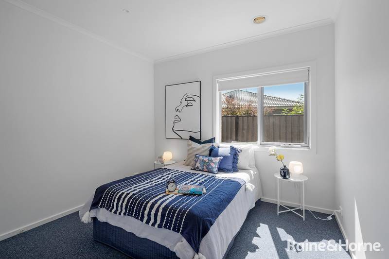27 Highbury Circuit, CRAIGIEBURN, VIC 3064